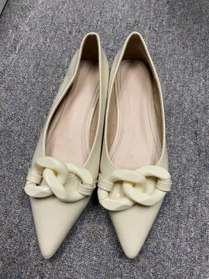 Bone Patent Leather Pointed Toe Chain Flats Sz 11.5 (42)
