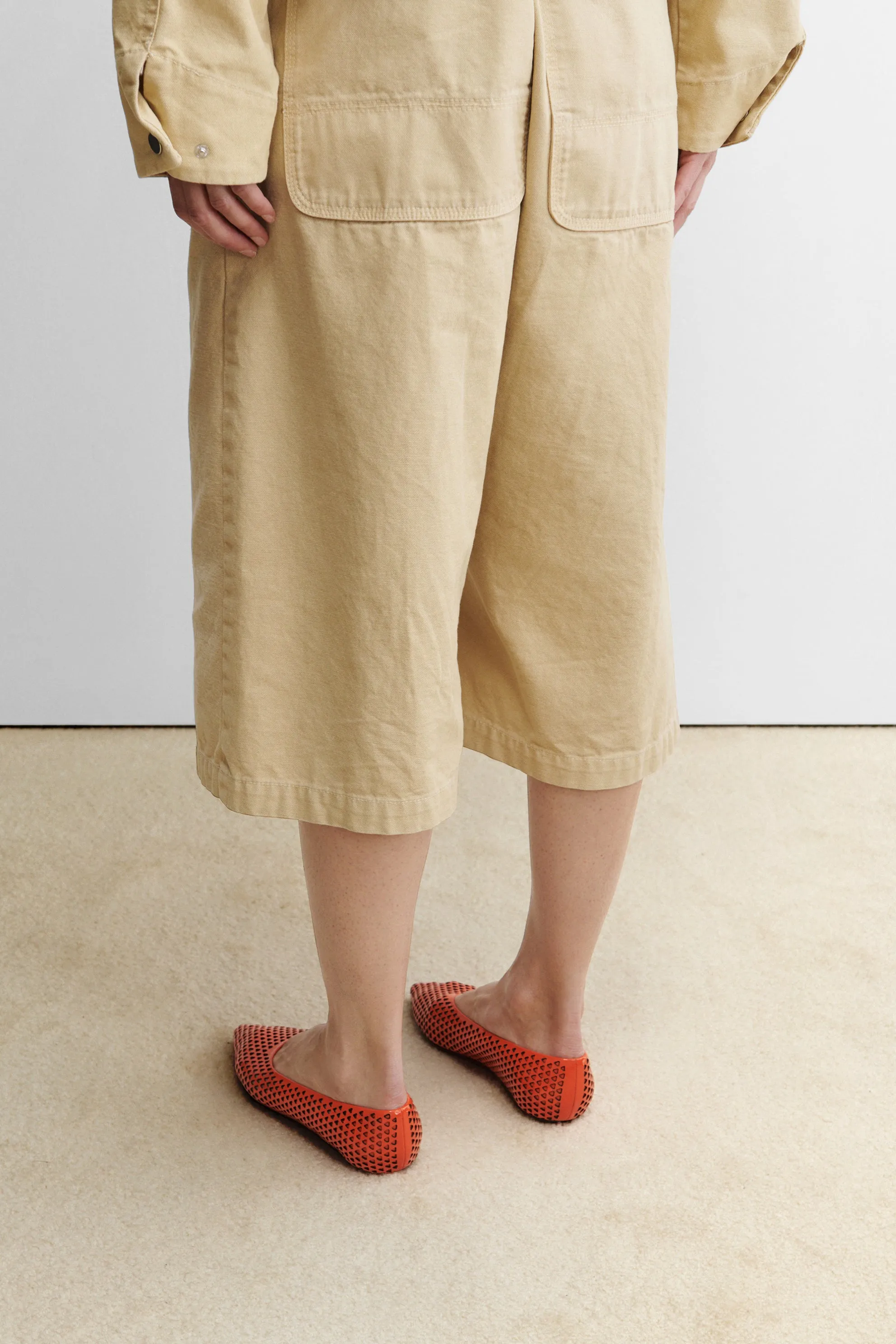 Clemmie Flat (Mini Punch)