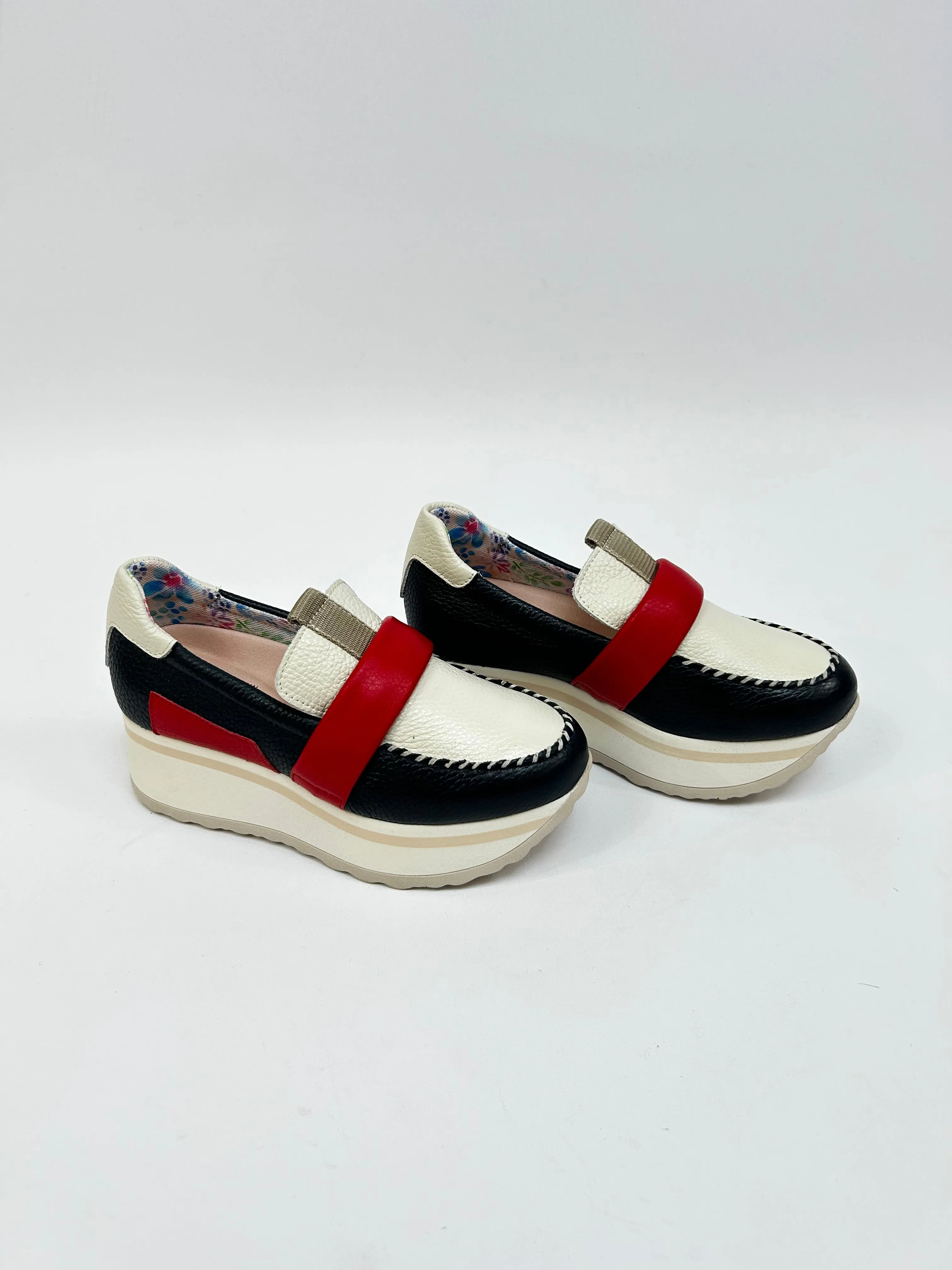 JOSE SAENZ Navy & Red Loafers