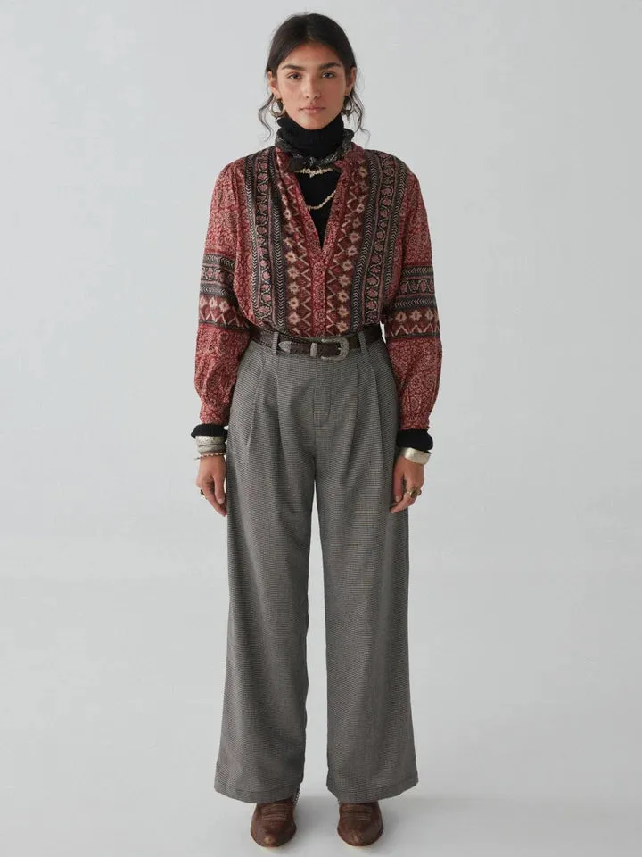 MAISON HOTEL Louise Blouse in Wadi Rum
