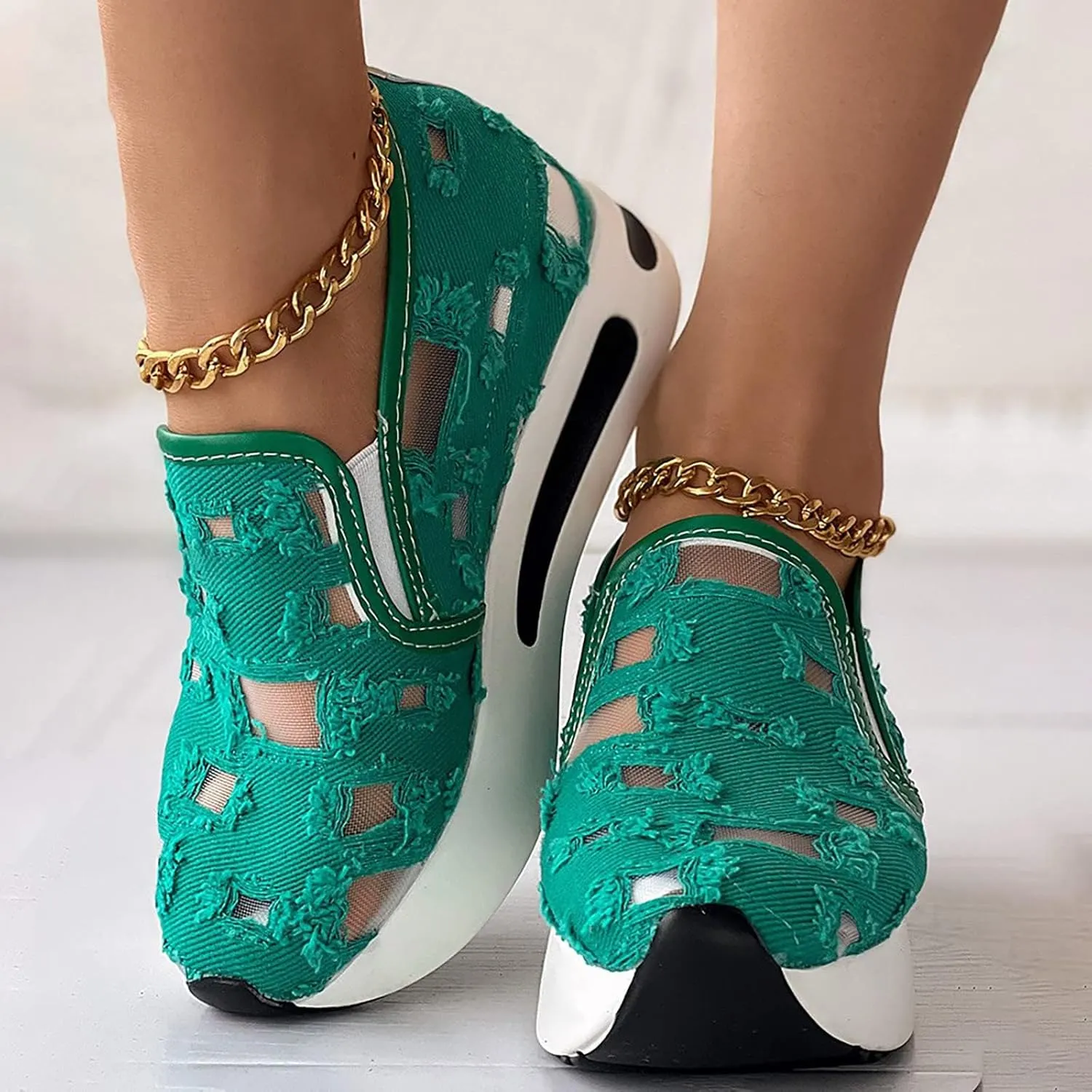 Platform Sneakers for Women Embroidery Floral Breathable Fashion Sneakers Wide Width Chunky Sole Shoes Comfortable Walking Shoes Non Slip Loafers