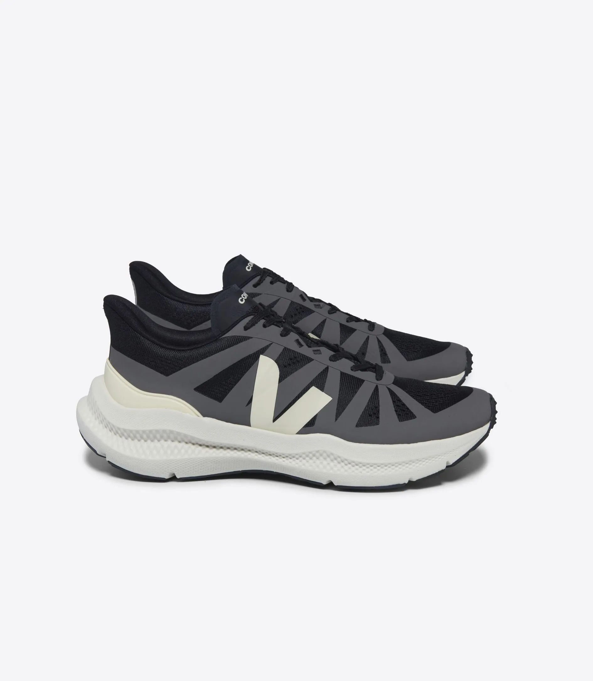 Veja Condor 3 Engineered - Mesh Black/Calcaire