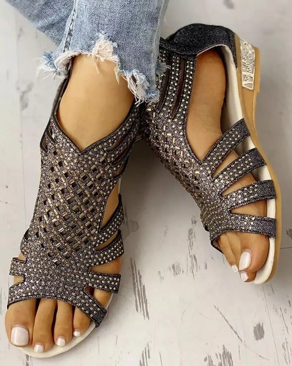 Womens Comfort Wedge Slide Sandals Open Toe Low Heel Non-Slip Gladiator Zipper Back Flat Sandal Dressy Hollow Out Casual Beach Roman Retro Sandals Rhinestone Trendy Travel Going Out Shoes